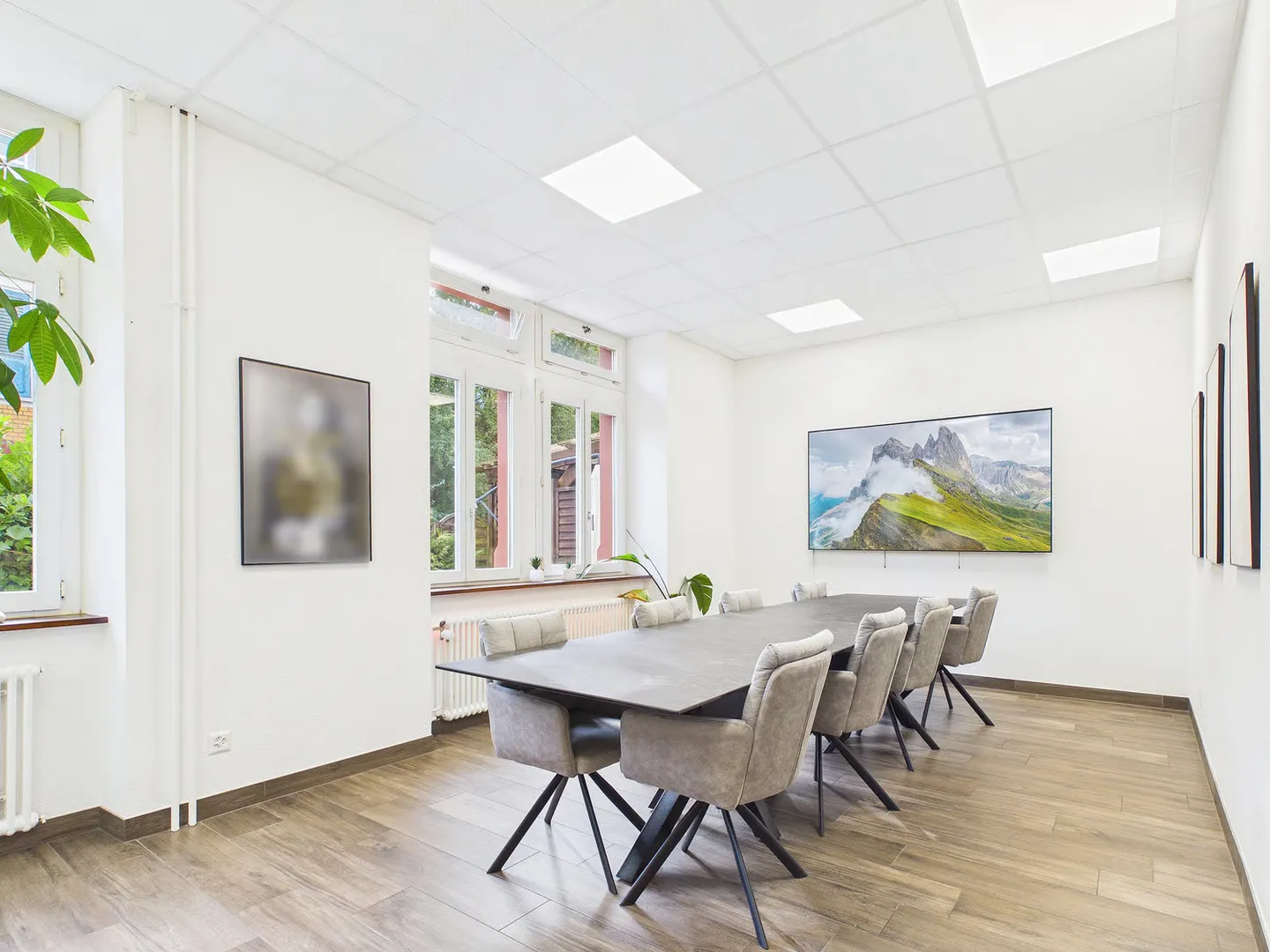 Representative Office Space in Rheinfelden - Photo 2 of 9