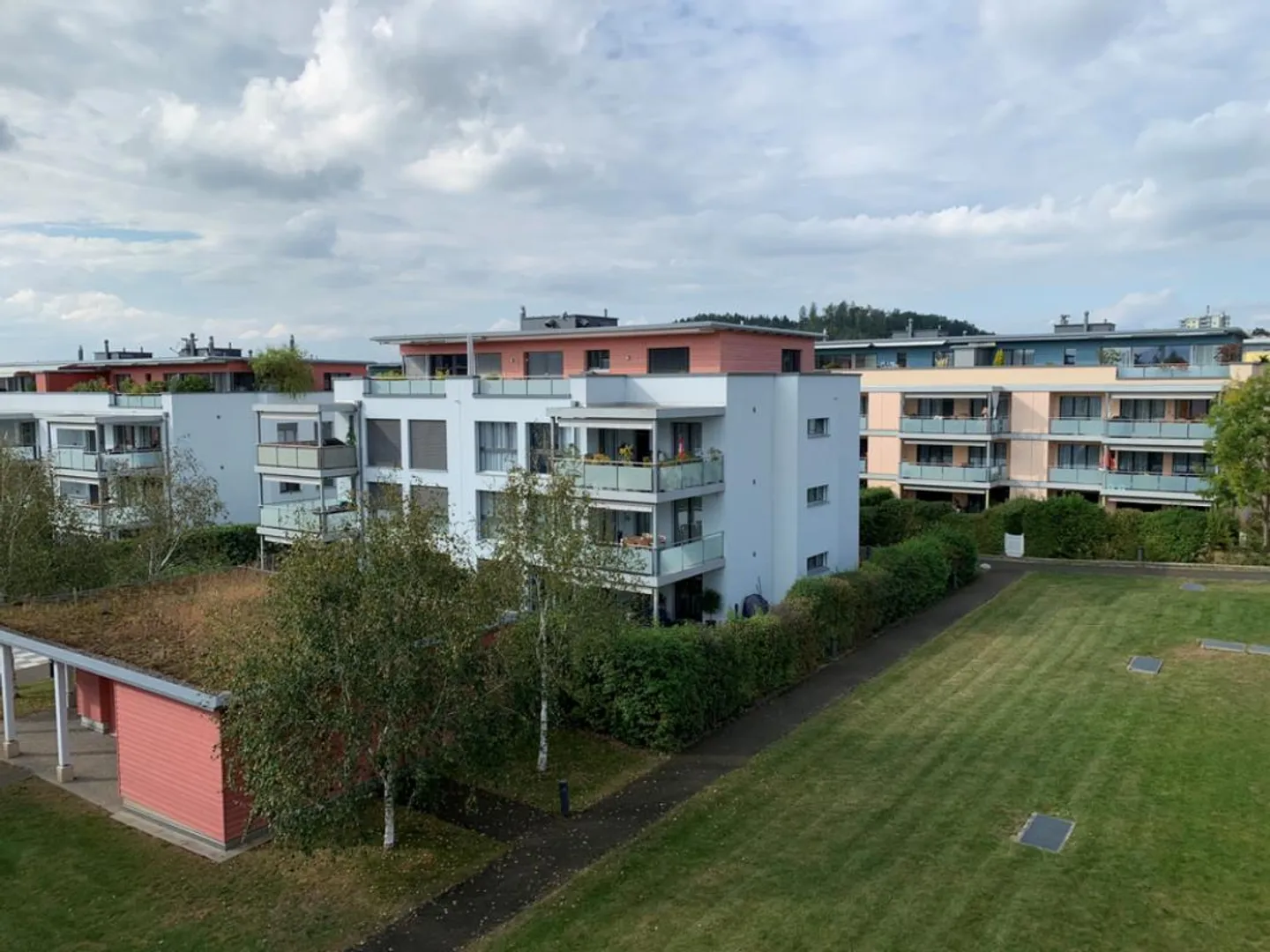 Attraente, moderno con design contemporaneo - Foto 1 di 12