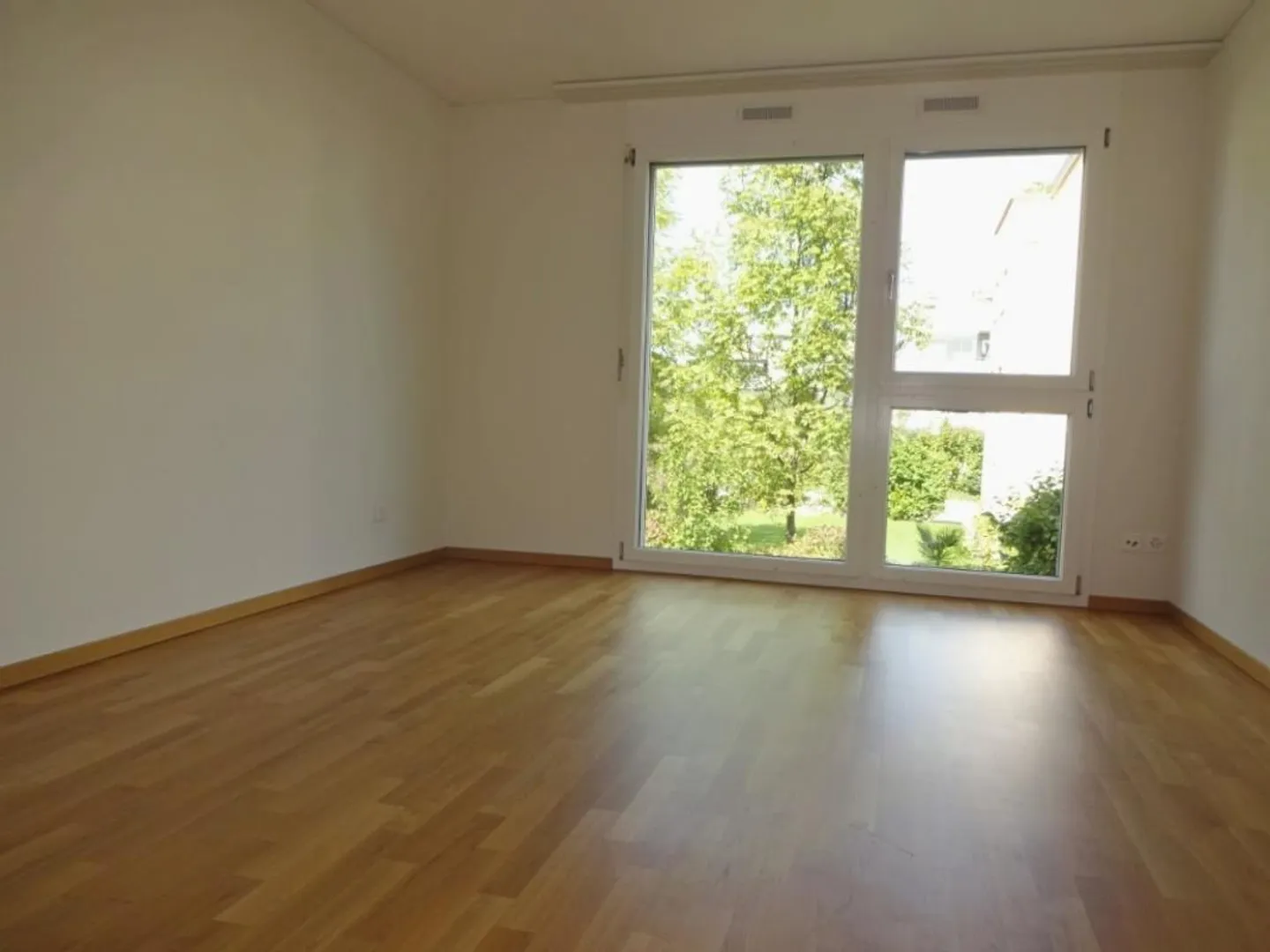 Attraente, moderno con design contemporaneo - Foto 9 di 12