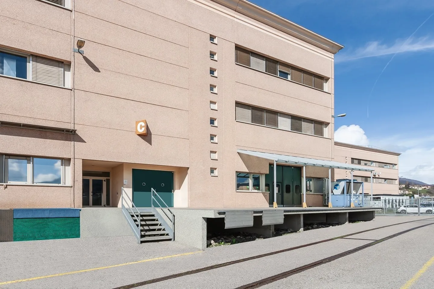 LUGANO NORD - FOR RENT 600SQM WAREHOUSE (ref. 030) - Photo 8 of 14