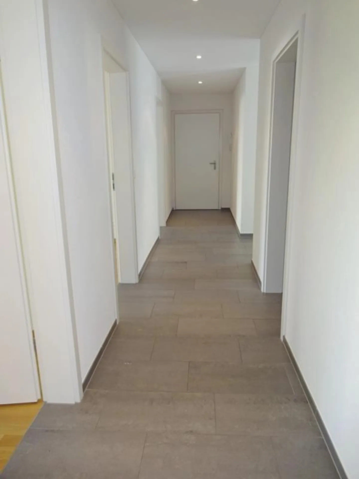 Attraente, moderno con design contemporaneo - Foto 10 di 12