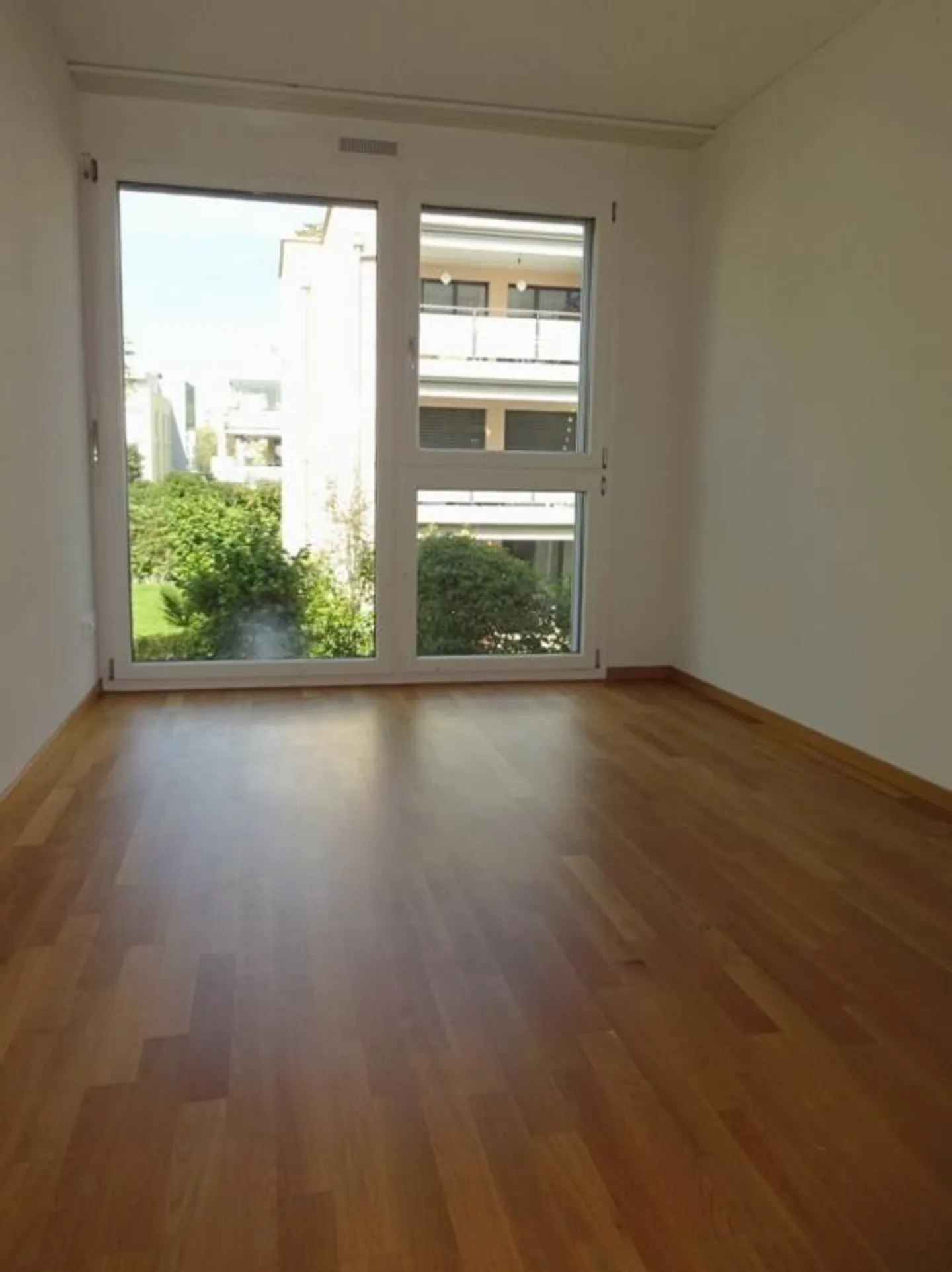 Attraente, moderno con design contemporaneo - Foto 8 di 12