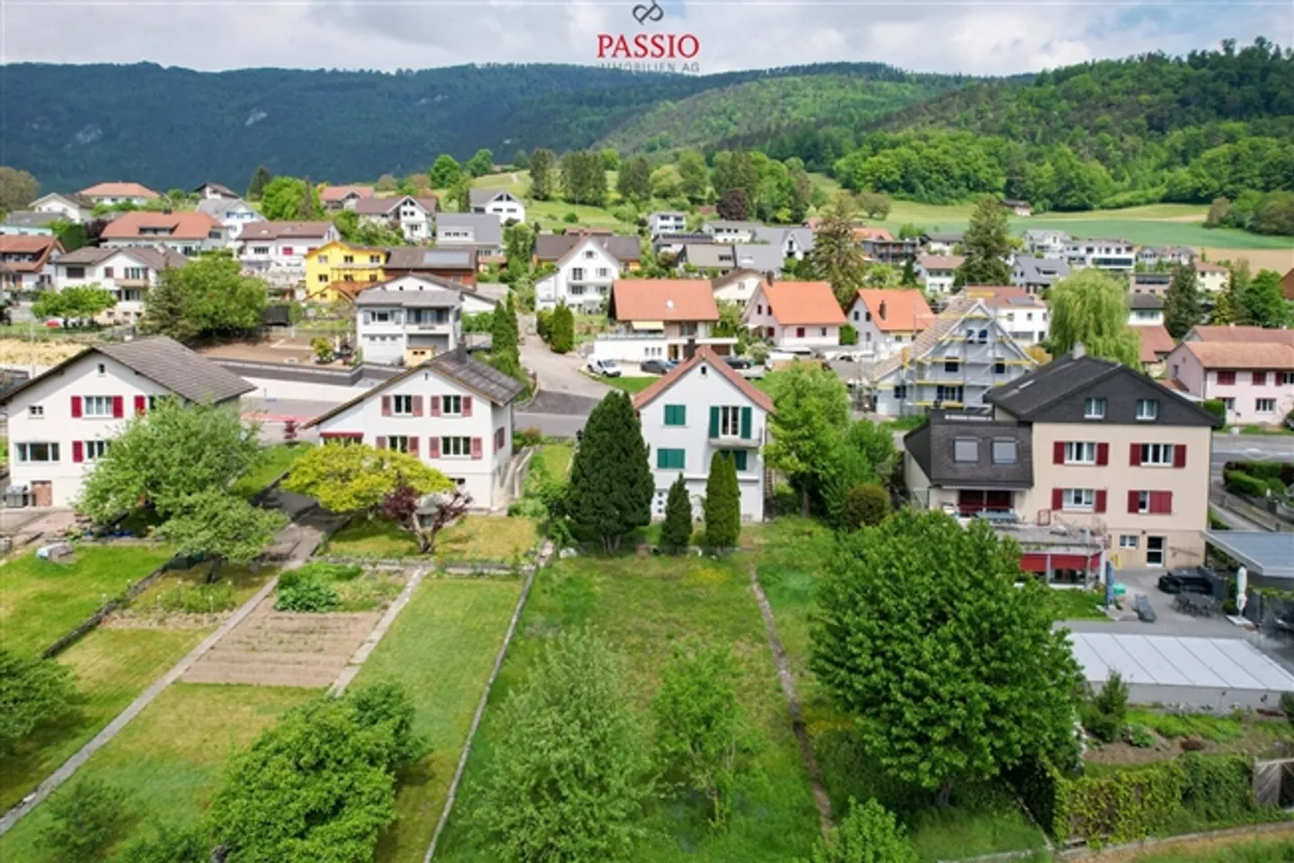 Terrain ensoleillé de 722m² avec maison individuelle existante - Photo 6 sur 8