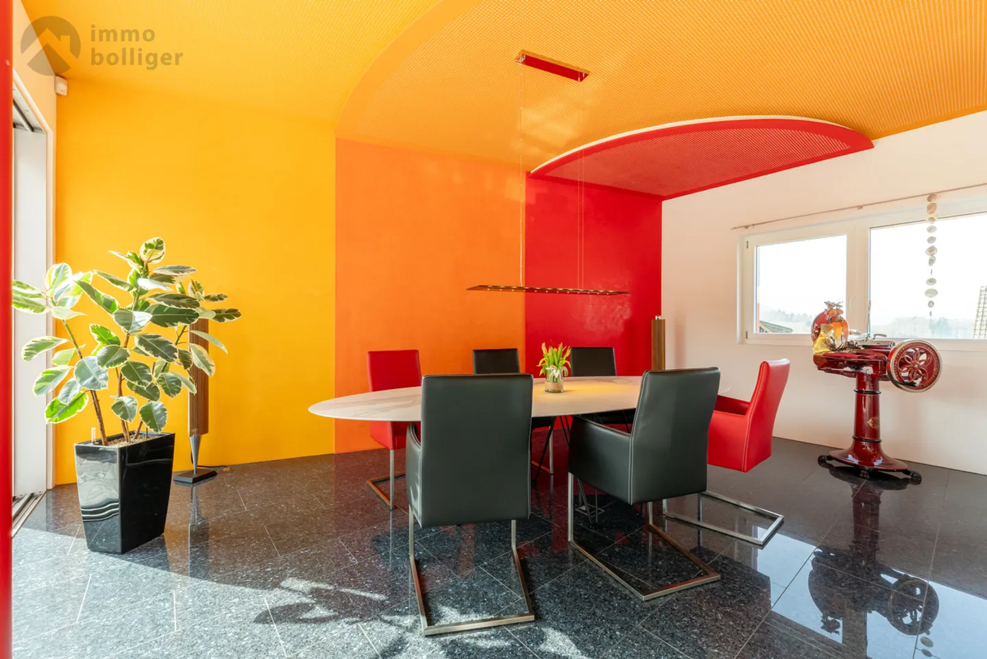 Modernes Einfamilienhaus mit Pool - Foto 6 von 17