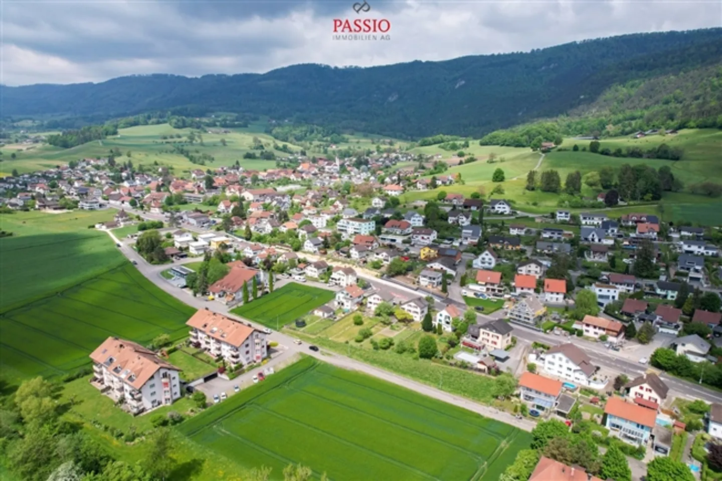 Terrain ensoleillé de 722m² avec maison individuelle existante - Photo 7 sur 8