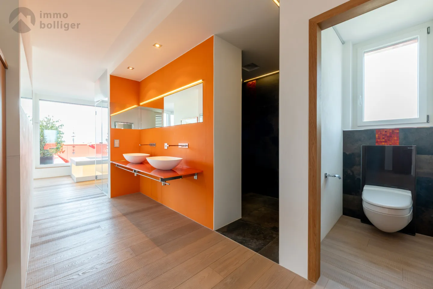 Modernes Einfamilienhaus mit Pool - Foto 10 von 17