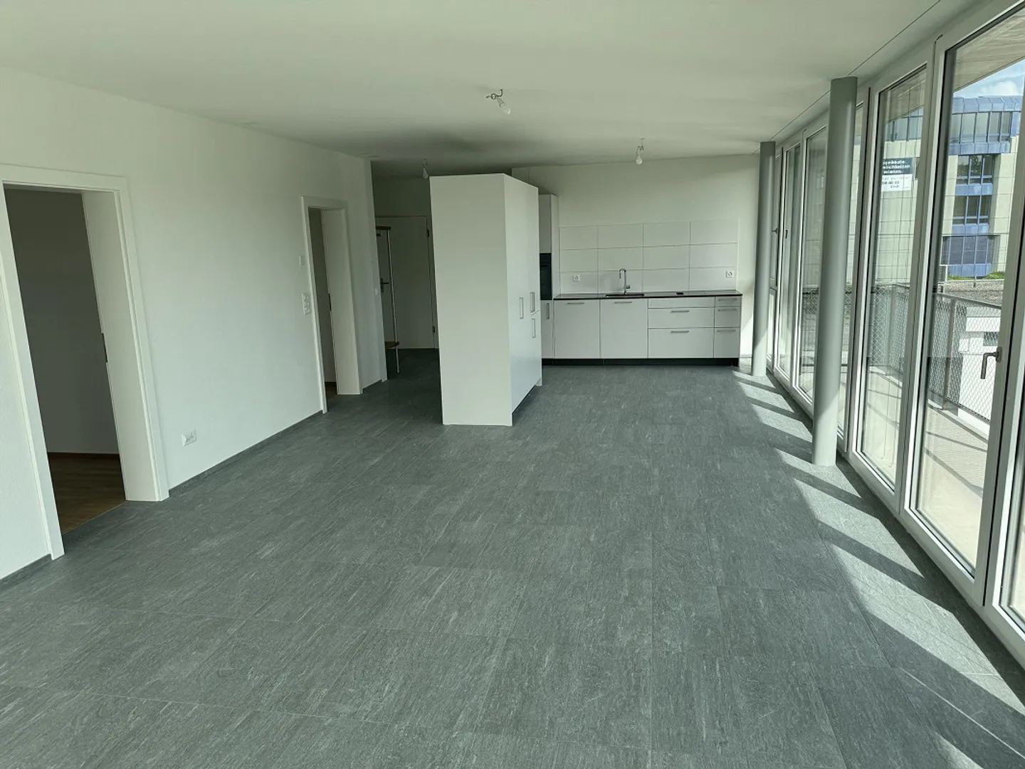 Appartement neuf baigné de lumière - Photo 5 sur 6