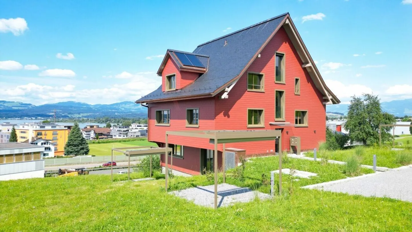 Auftiergarten: Living in a Garden with Lake View - Photo 7 of 10