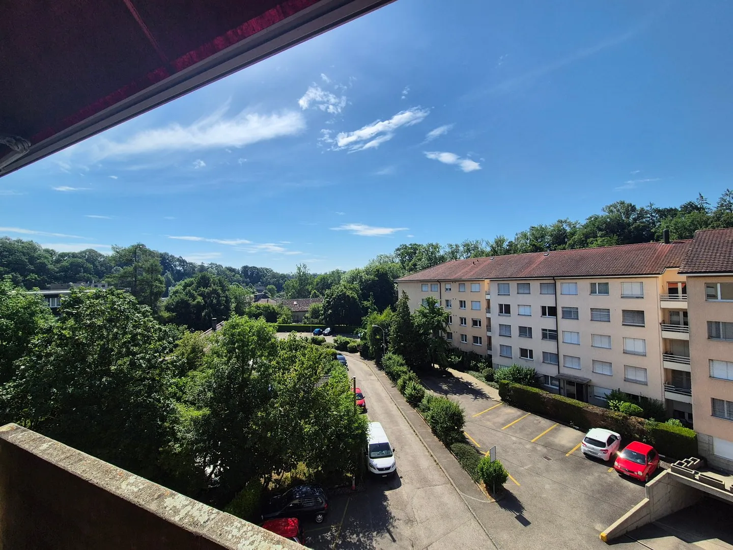 Charming 2.5-room bright apartment with balcony - top floor by the Areuse - Photo 14 of 14
