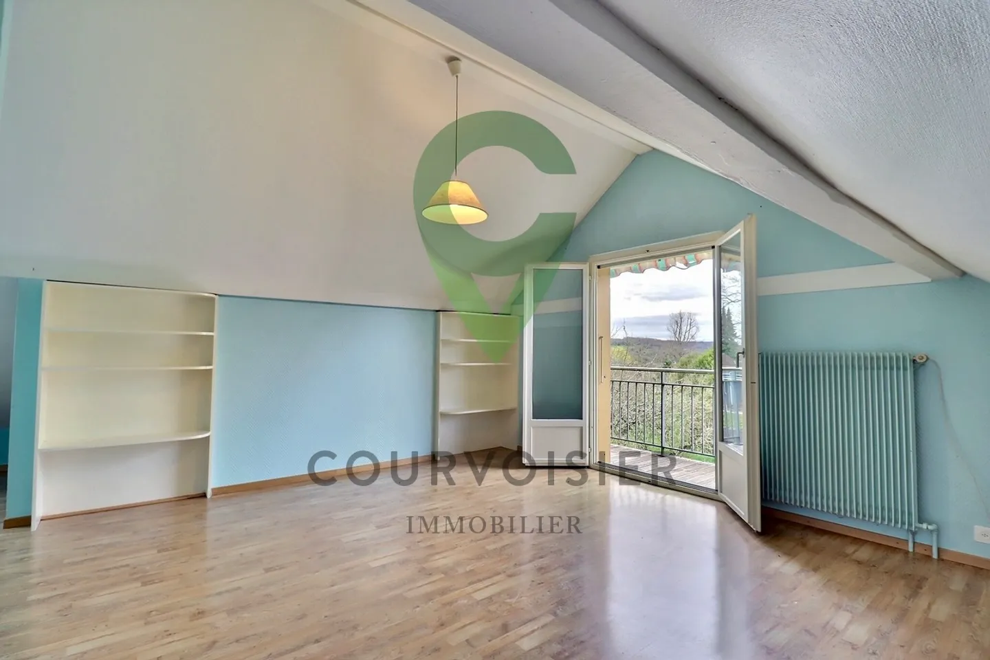 Villa zur Renovierung mit Potenzial - Foto 7 von 12