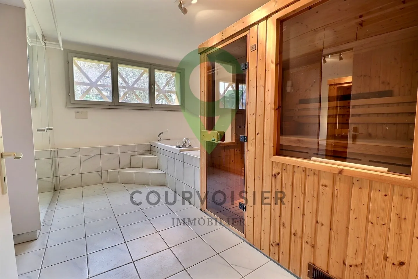 Villa zur Renovierung mit Potenzial - Foto 8 von 12