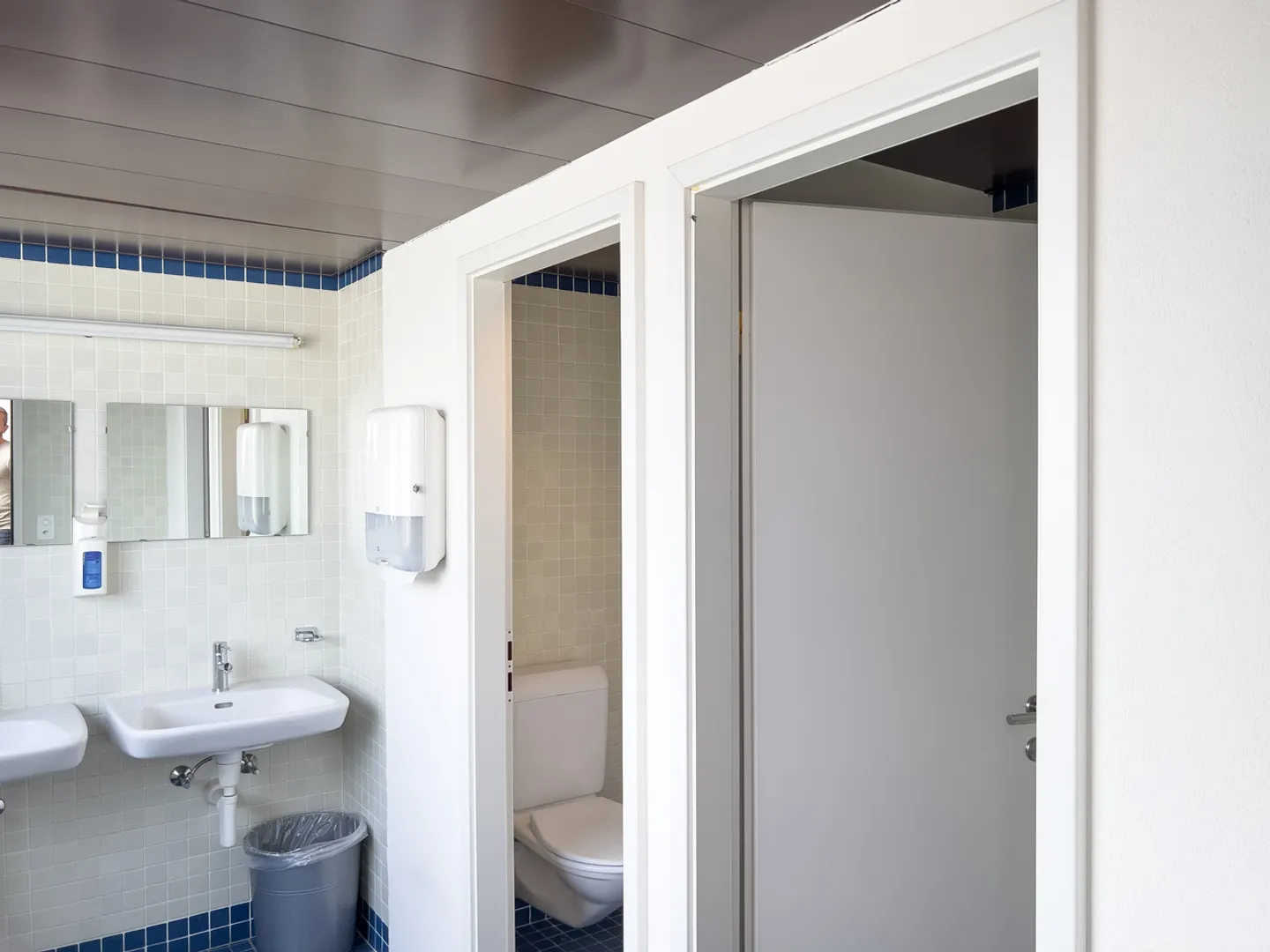 A LOUER SURFACES DE BUREAU DE 66M2 À SATIGNY - Photo 2 sur 2