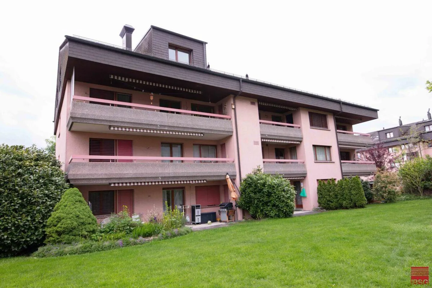 Charmante 3.5 Zimmer Wohnung - Foto 1 von 12