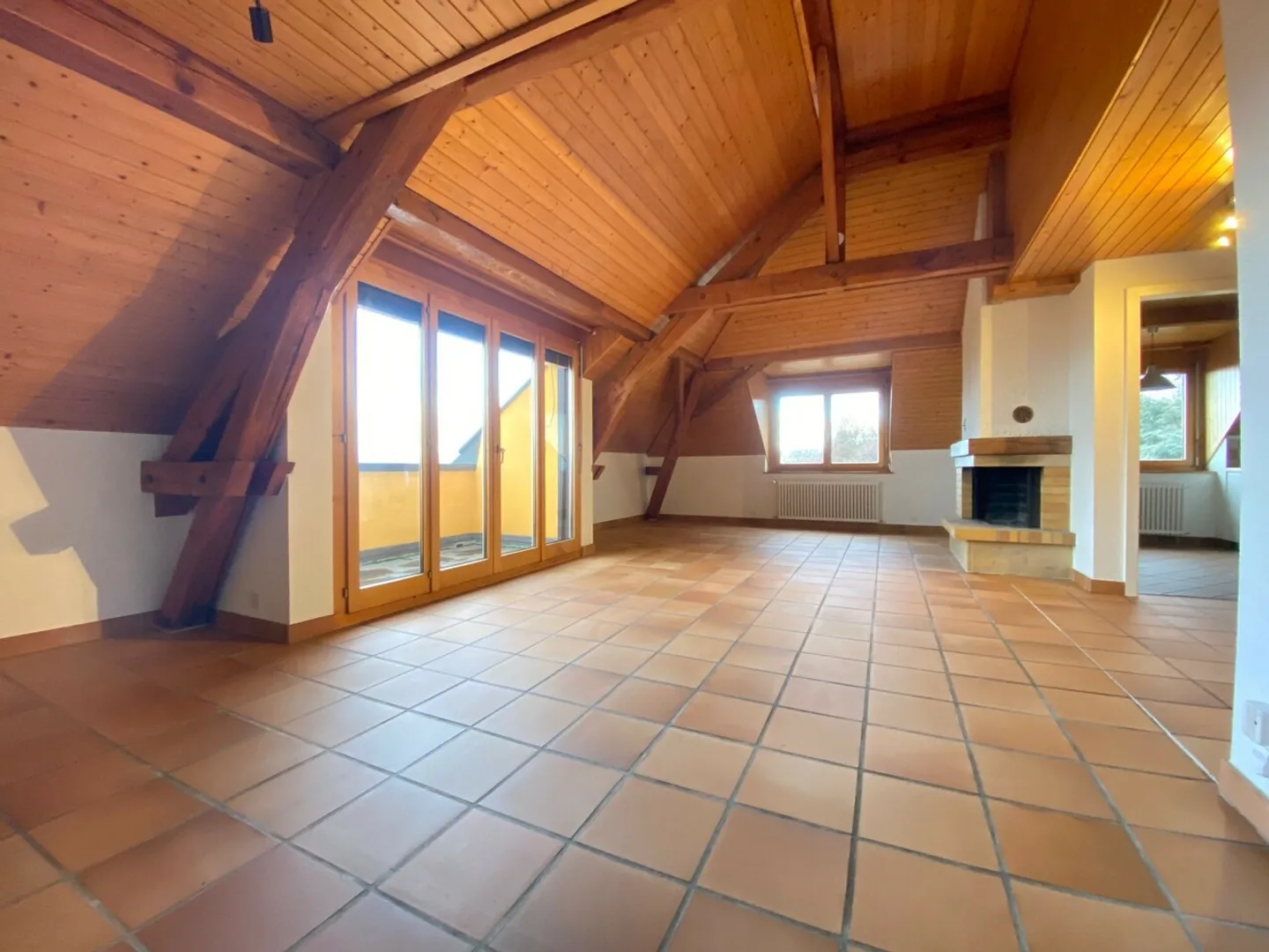 Camere affittate singolarmente in un appartamento di 5 stanze - Foto 1 di 7