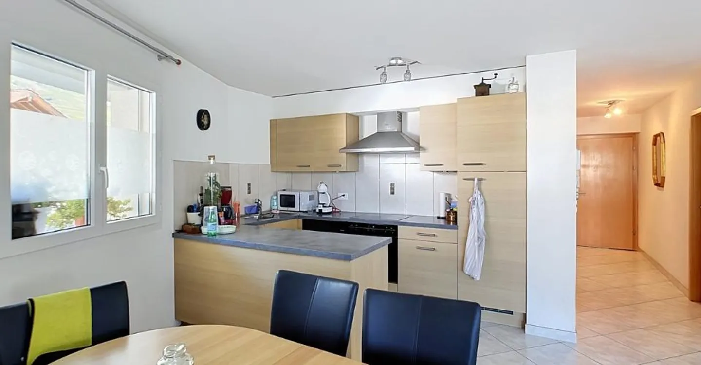Appartement spacieux avec grande terrasse - Photo 9 sur 13