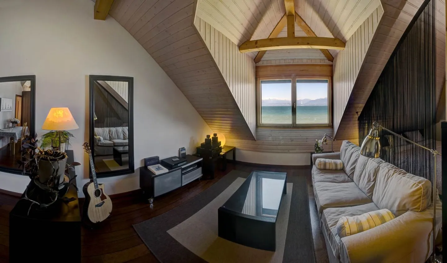 Beautiful furnished room in Dully - Short term - Photo 8 of 9