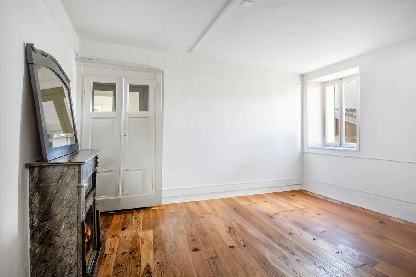 Casa con nucleo luminoso nel centro città - Foto 6 di 9