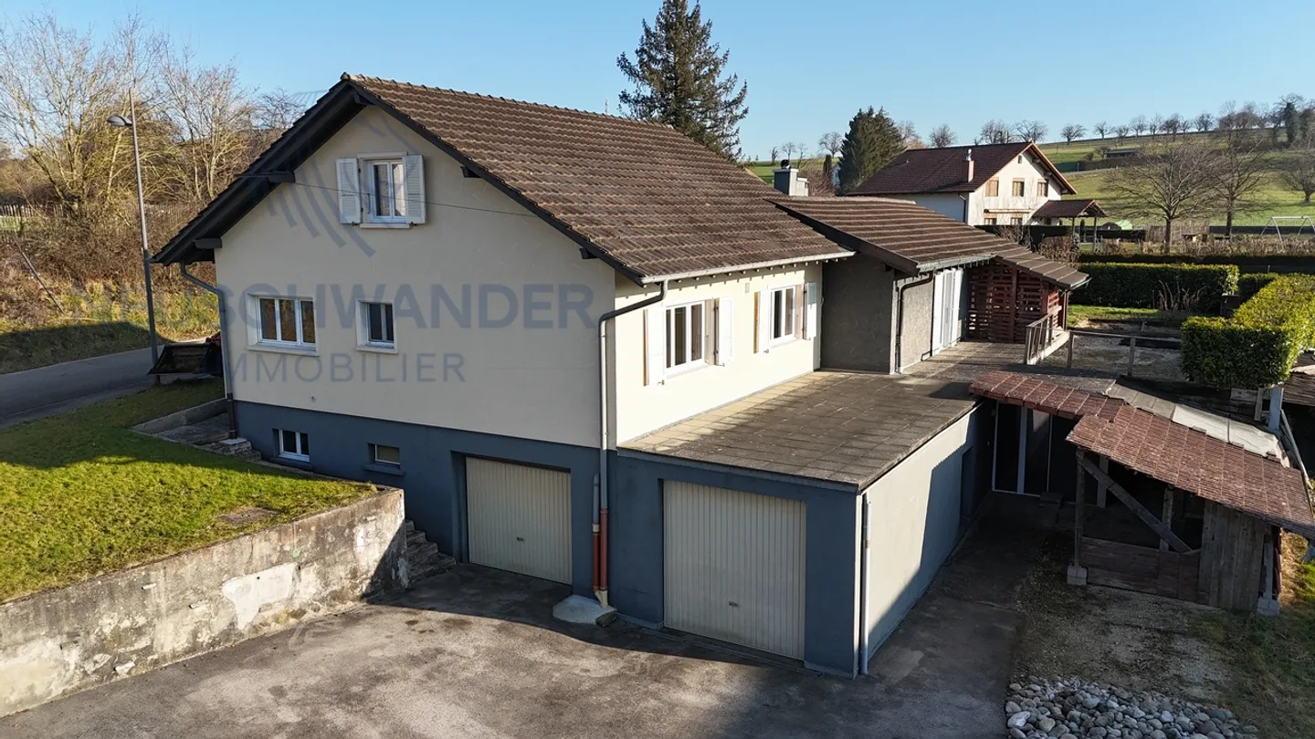 Charmant und geräumig mit einer Werkstatt - Foto 1 von 14