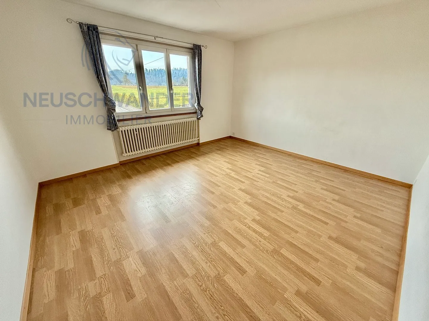 Charmant und geräumig mit einer Werkstatt - Foto 4 von 14