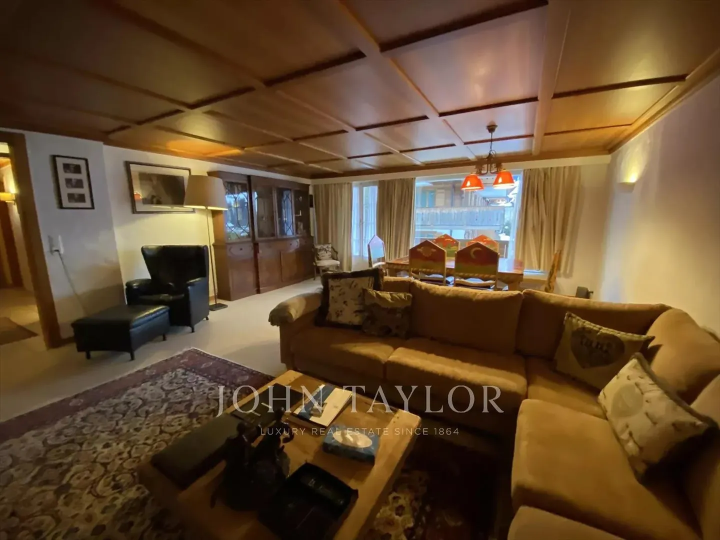 Apartment - Photo 4 of 13