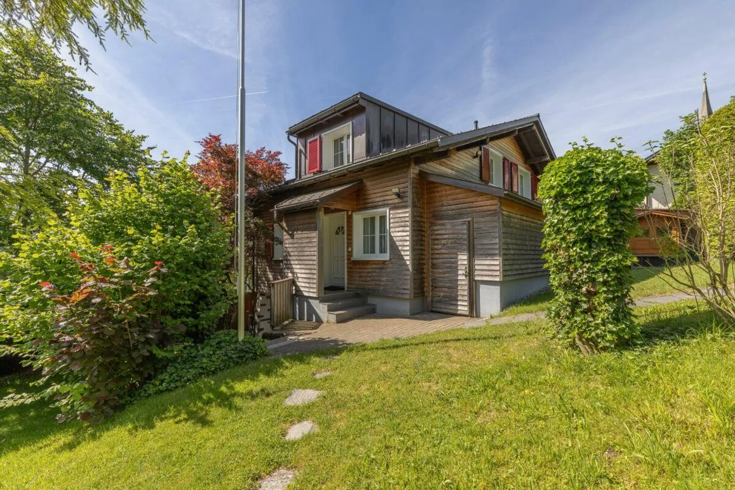 Charmantes Einfamilienhaus mit Garten - Foto 9 von 15
