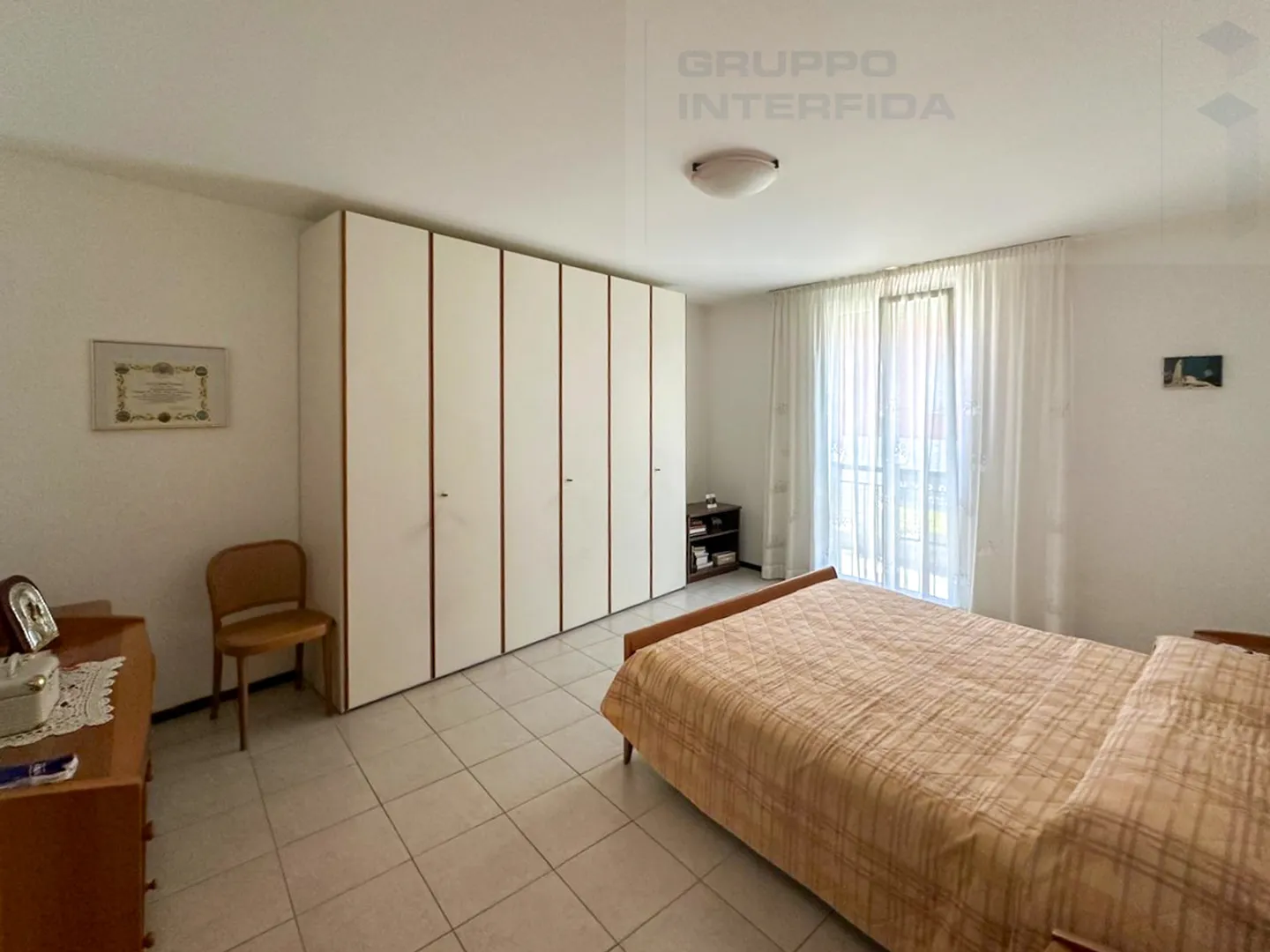 Nouvel appartement de 3,5 pièces dans un emplacement optimal - Photo 6 sur 11