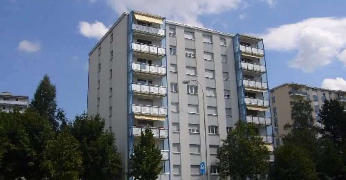 Wunderschöne 3,5 Zimmer in den Höhen von Freiburg - Foto 1 von 5