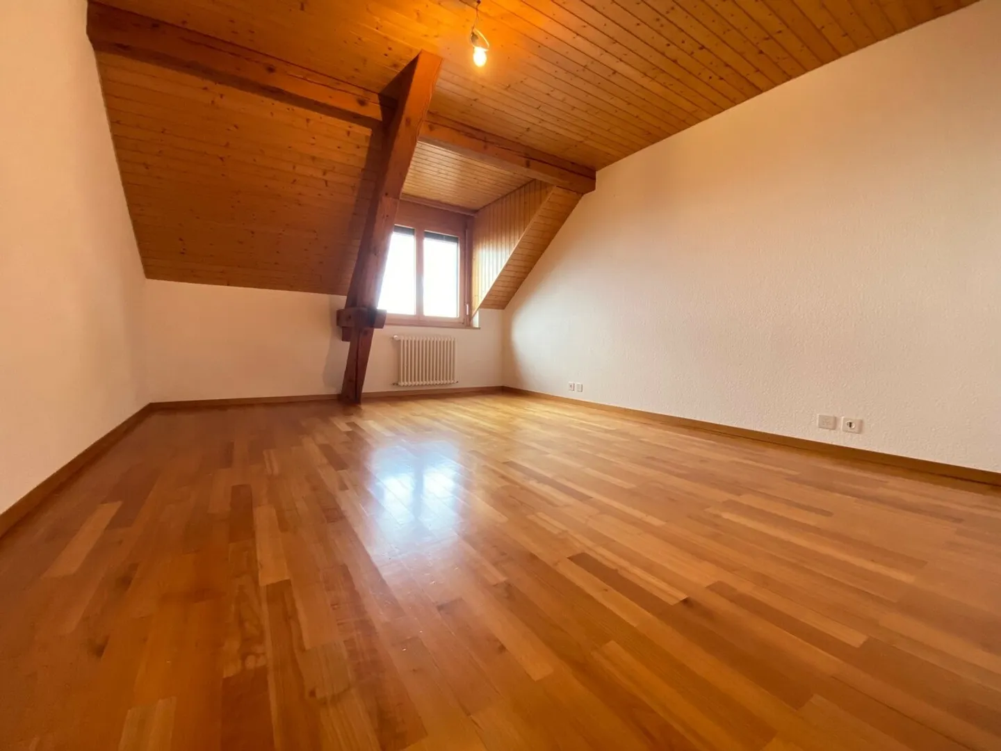Camere affittate singolarmente in un appartamento di 5 stanze - Foto 6 di 7