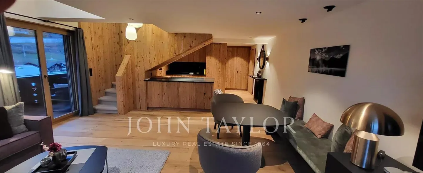 Apartment - Photo 3 of 10