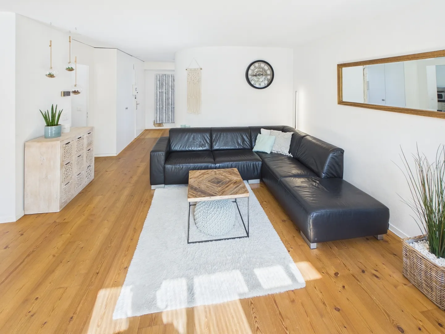 Stilvoll renoviertes 6.5 Zimmer-Reiheneinfamilienhaus - Photo 3 sur 25