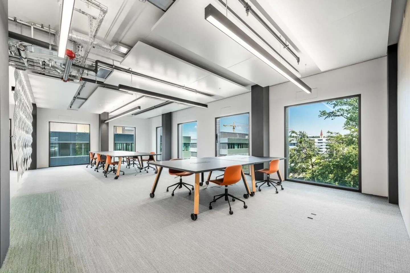 R2 Tower - Vista del successo - Foto 10 di 13