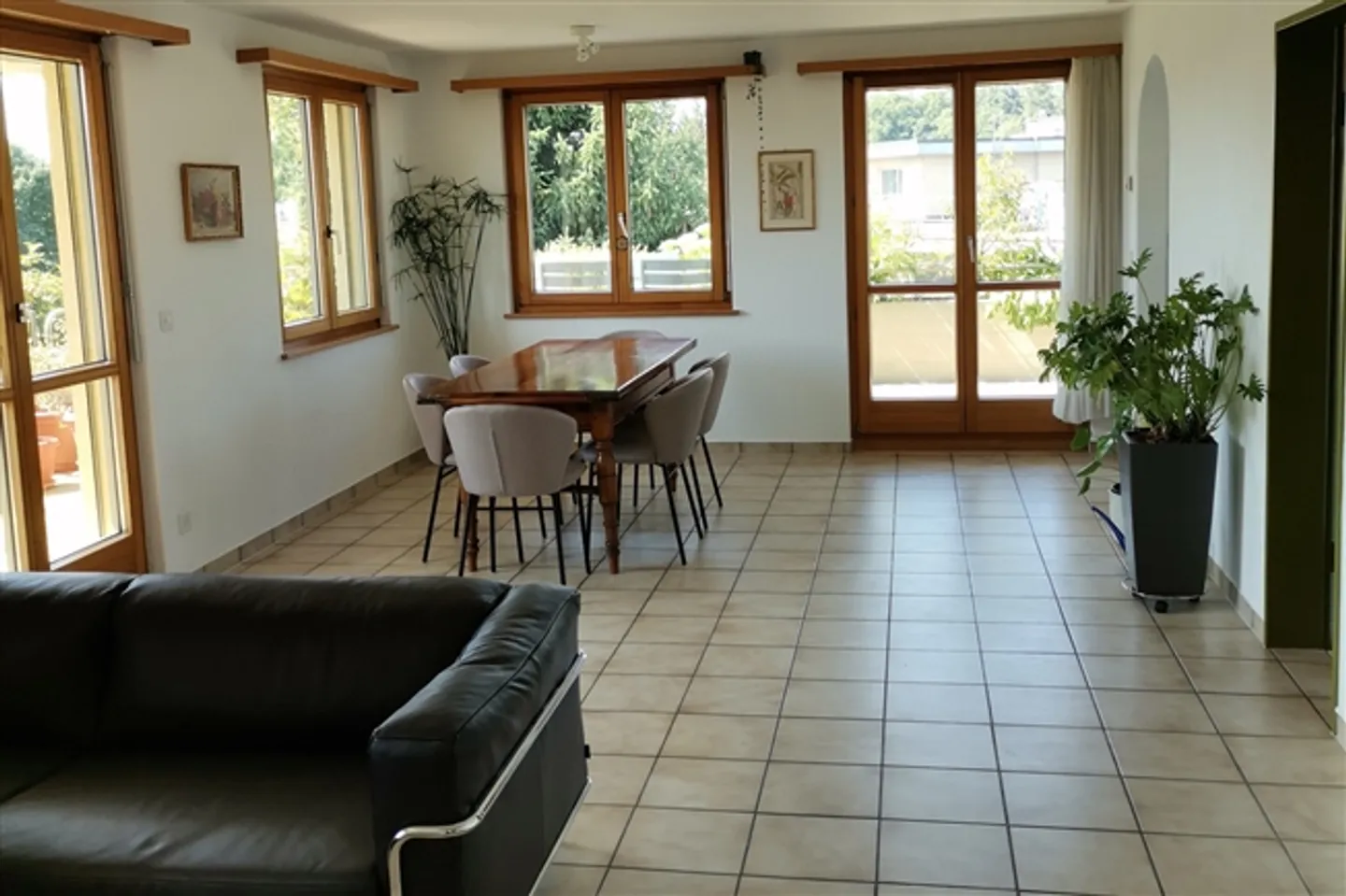 «3½ ZI-WOHNUNG IN BÜLACH (ZH), MÖBLIERT, TEMPORÄR» - Foto 1 von 10