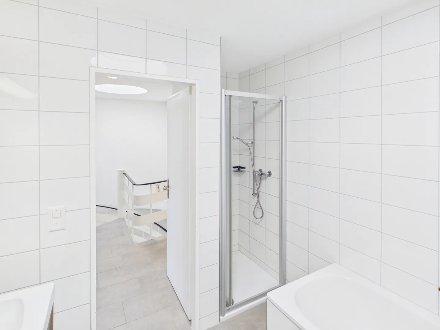 Stilvoll renoviertes 6.5 Zimmer-Reiheneinfamilienhaus - Photo 10 sur 25