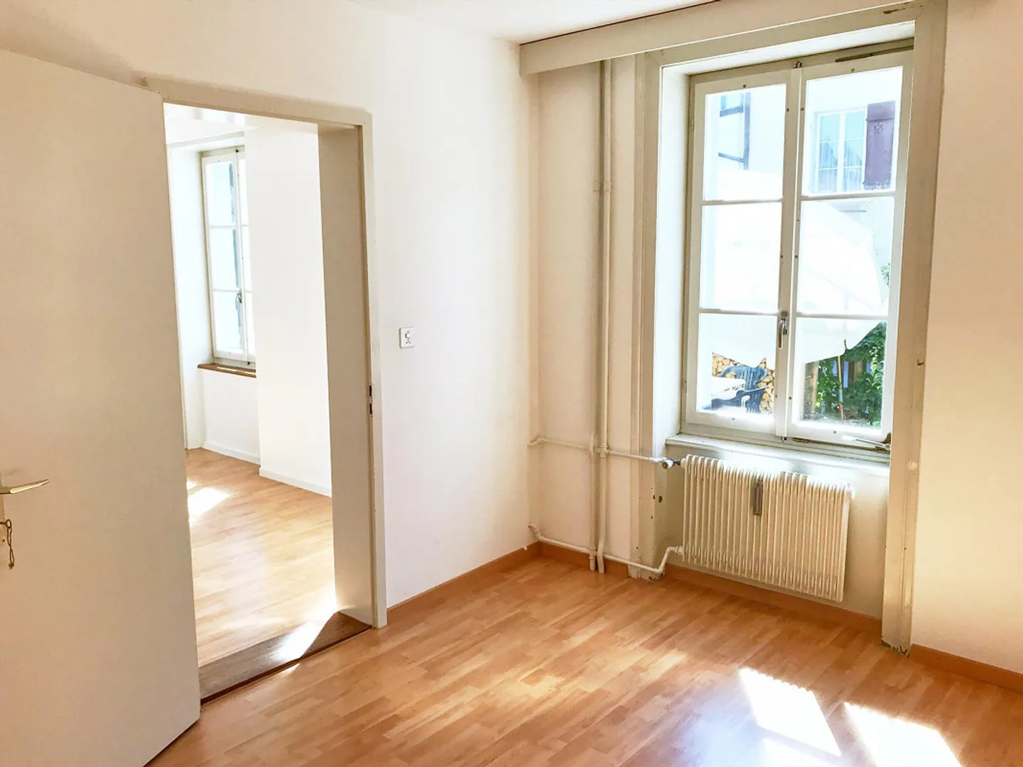 Appartement central de 3 pièces avec beaucoup de verdure - Photo 4 sur 13