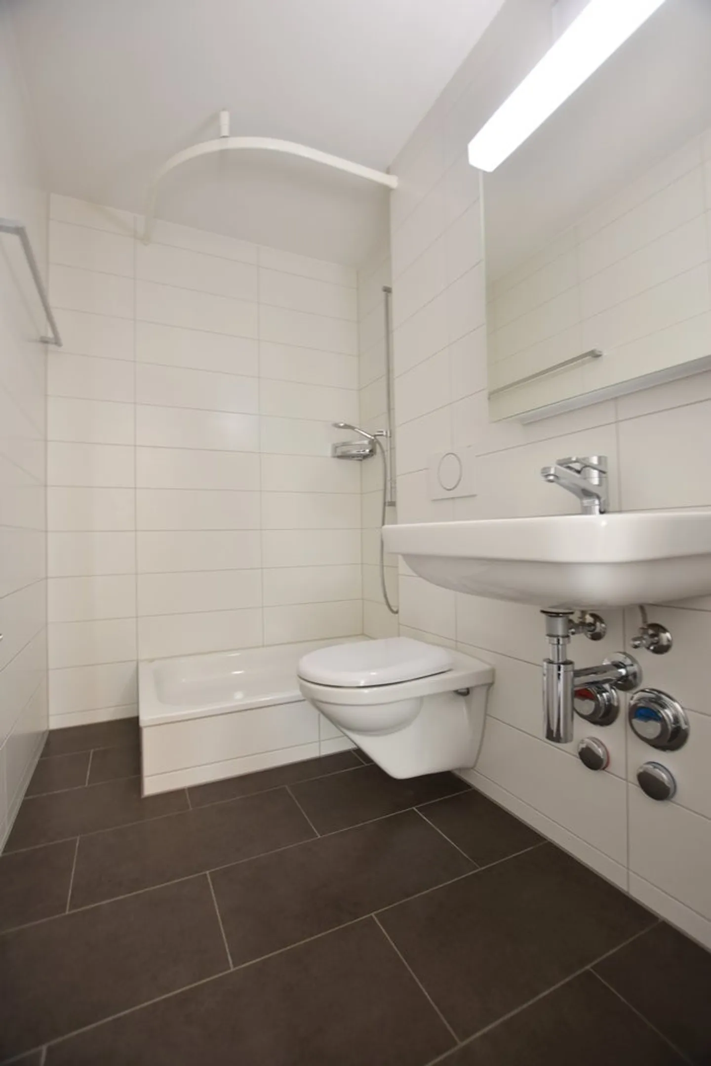 Apartment for rent - Photo 7 of 11