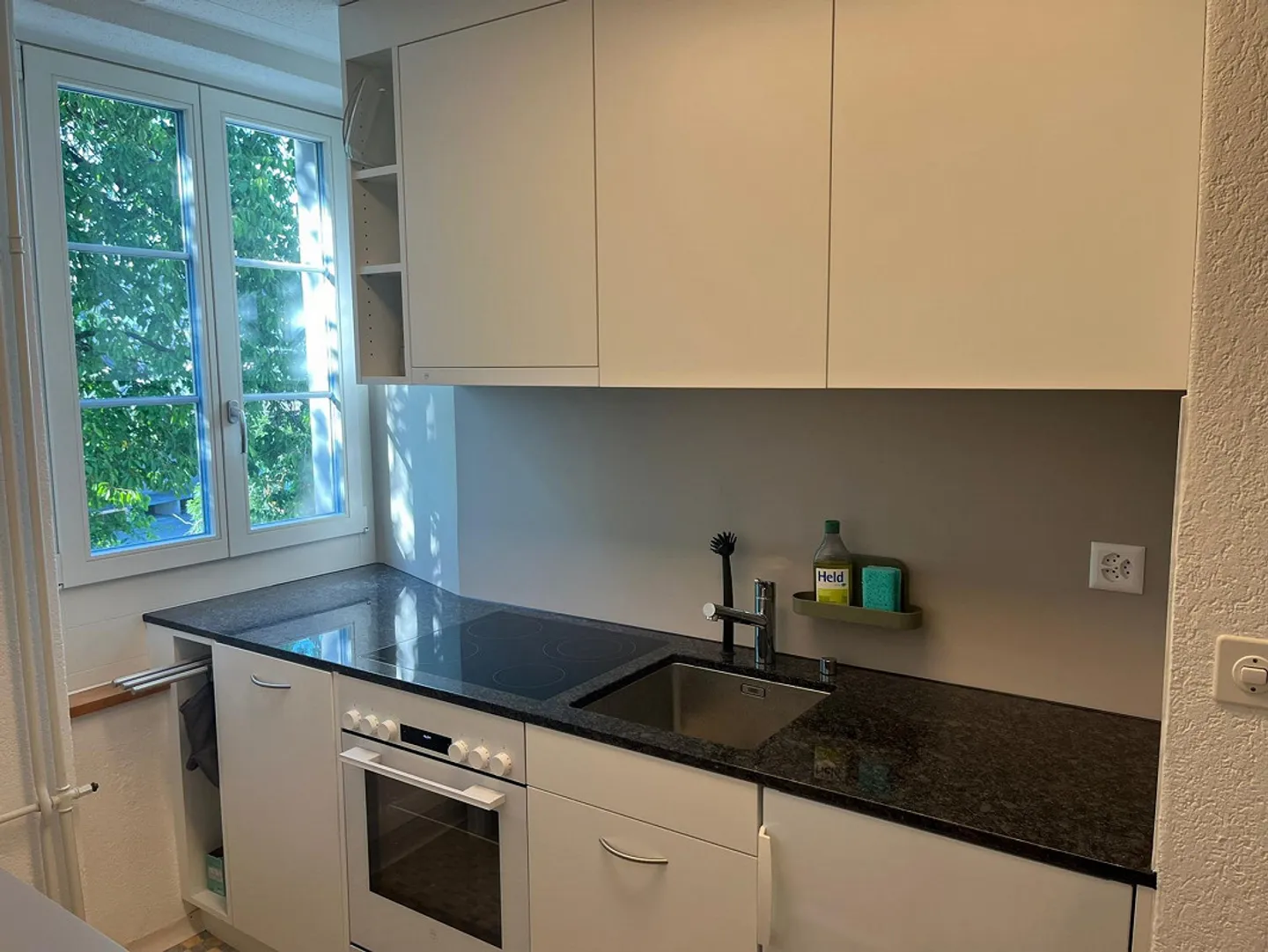Appartement central de 3 pièces avec beaucoup de verdure - Photo 9 sur 13