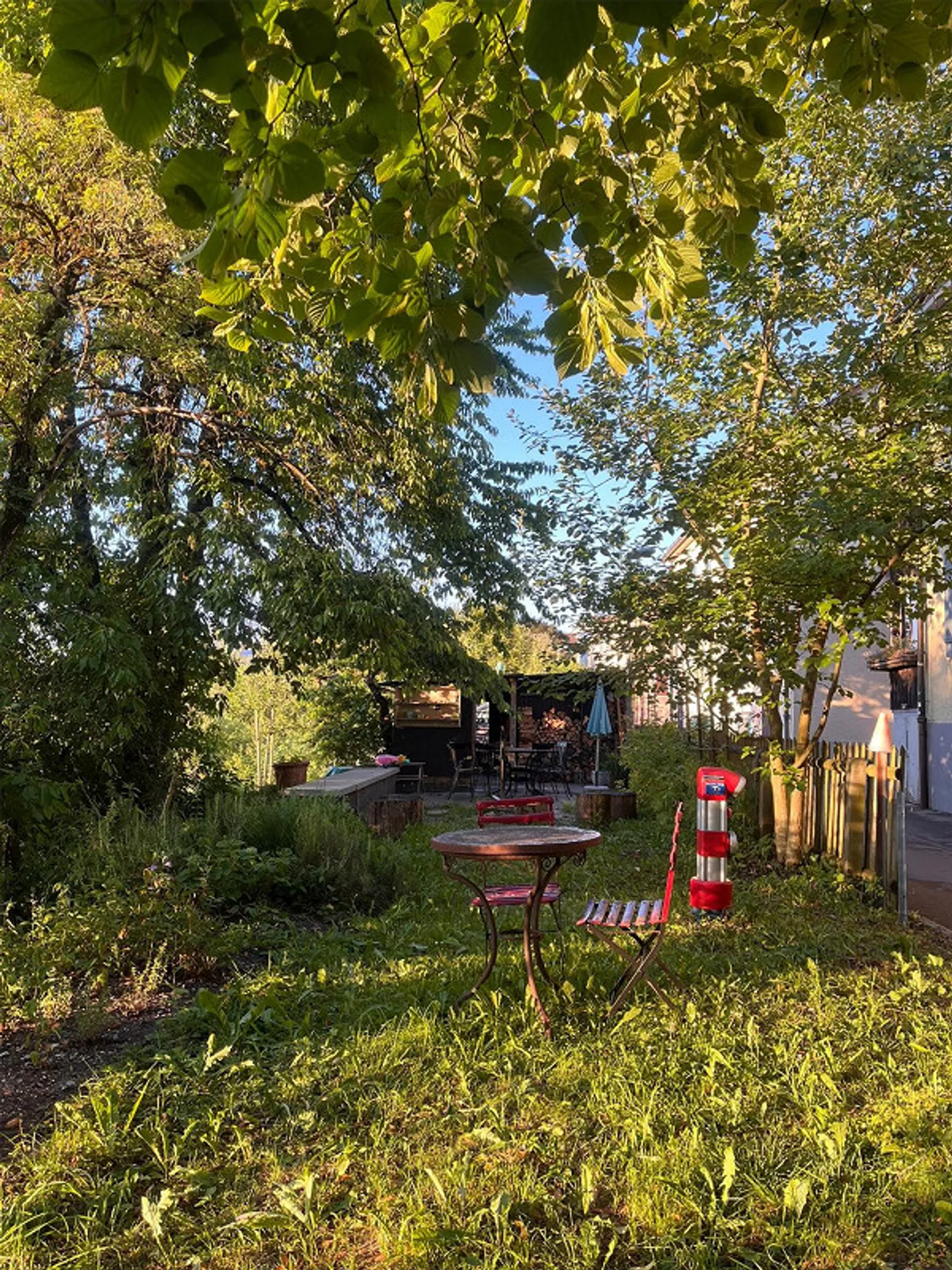 Appartement central de 3 pièces avec beaucoup de verdure - Photo 12 sur 13