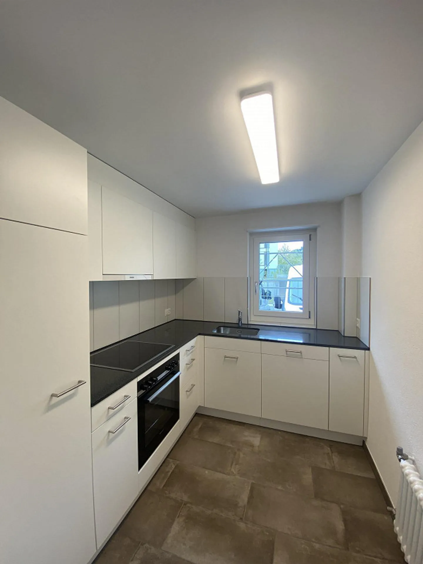 Modern 3-room apartment in the heart of Reiden! - Photo 1 of 4