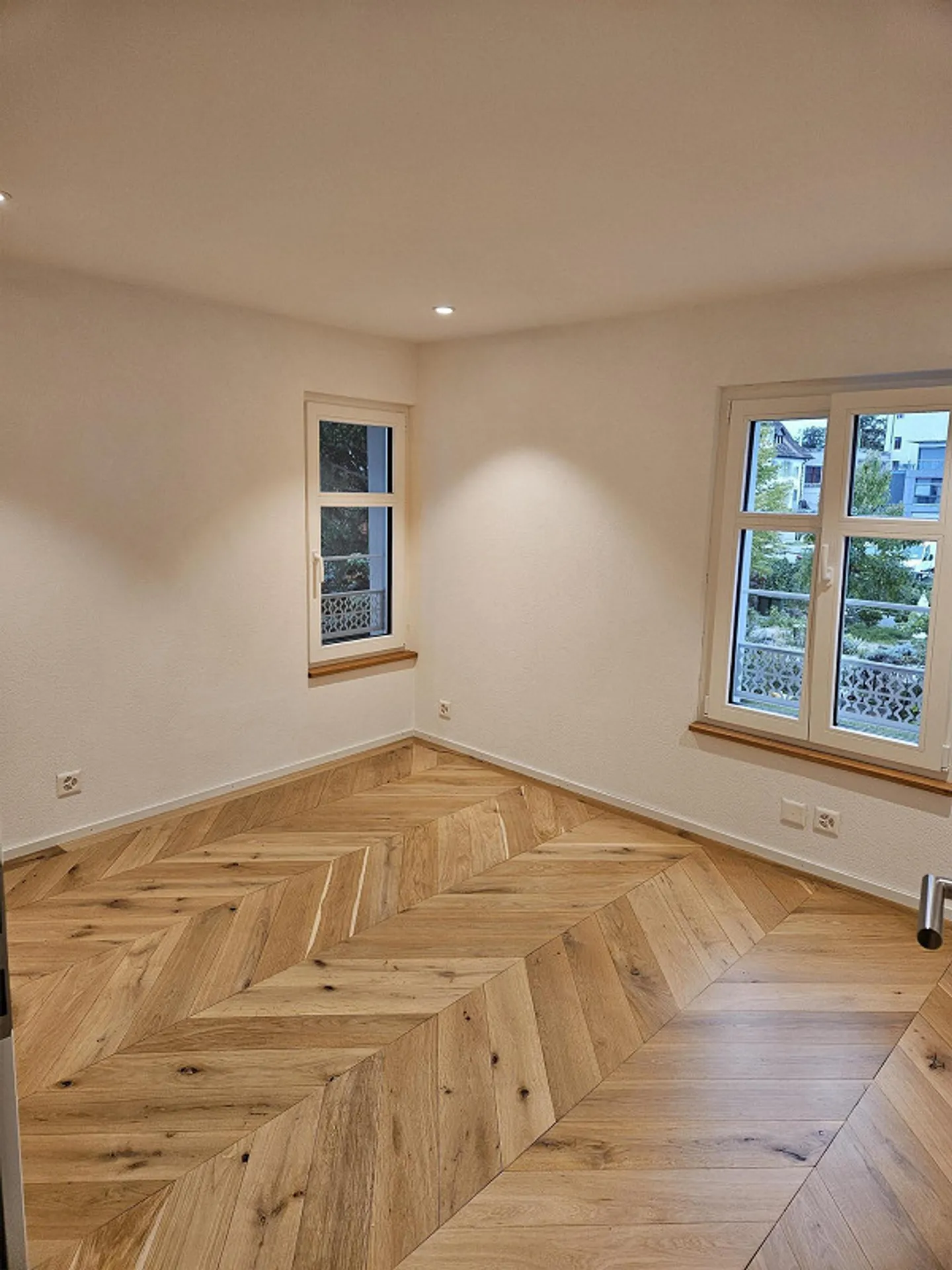 Appartamento con terrazza vicino al lago - Foto 4 di 12