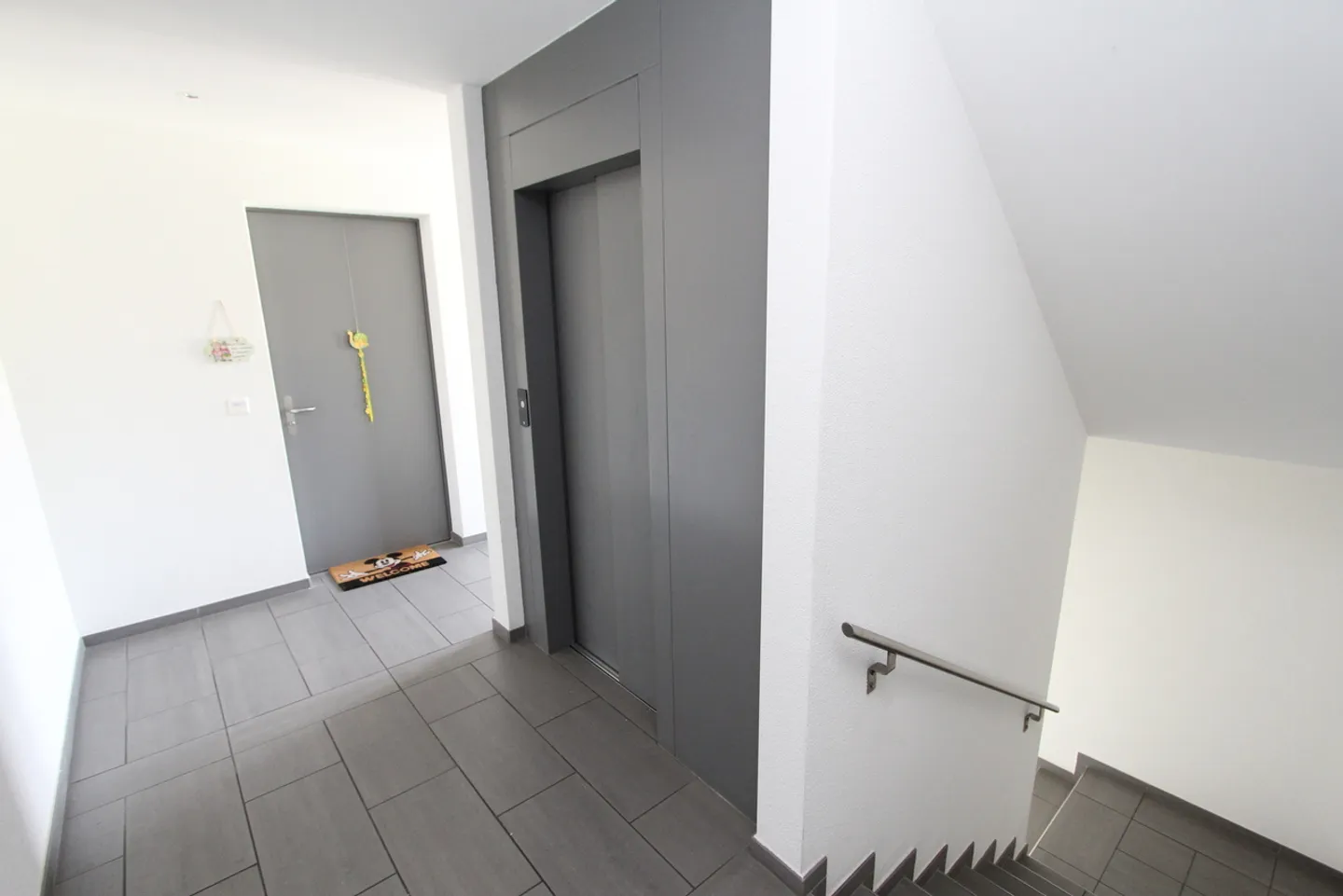 Geräumige Wohnung mit großem Balkon - Foto 9 von 15