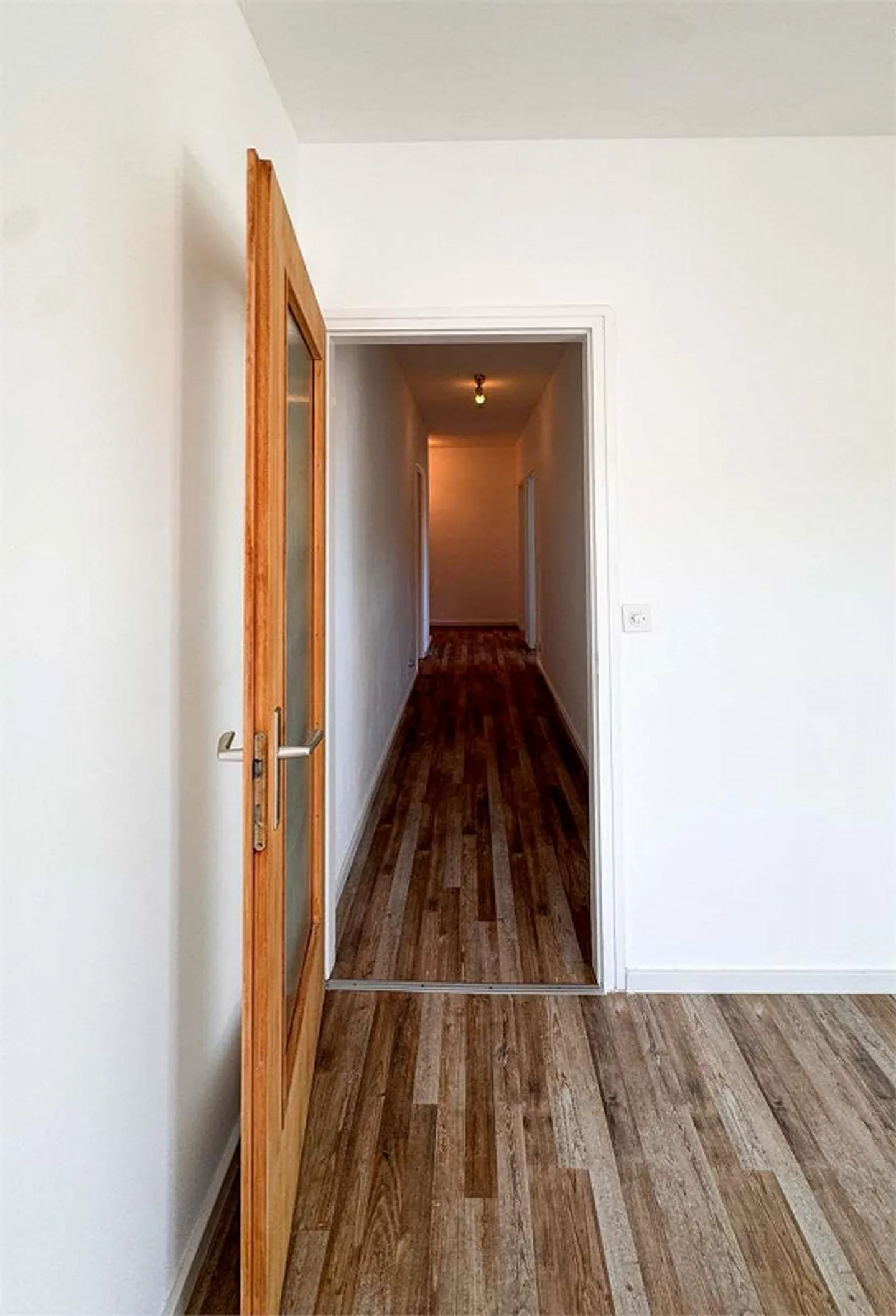 SOLARE 3.5 APPARTEMENT RÉNOVÉ À CASLANO - Photo 5 sur 13