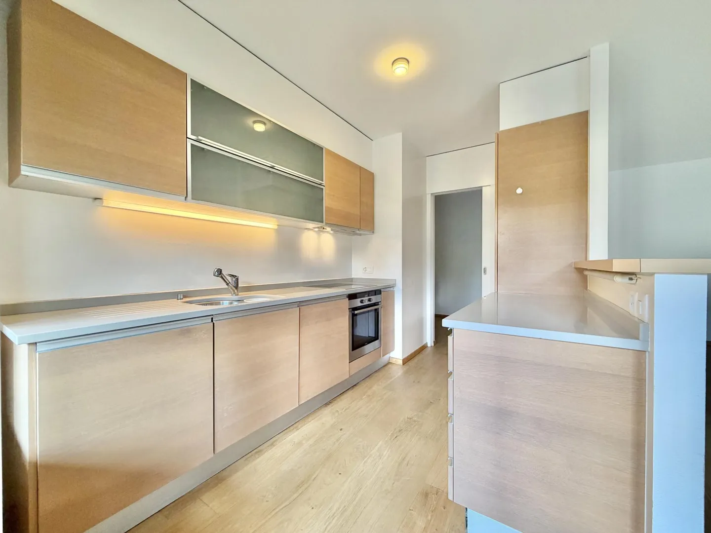 Renovated Apartment in Cologny - Photo 1 of 10