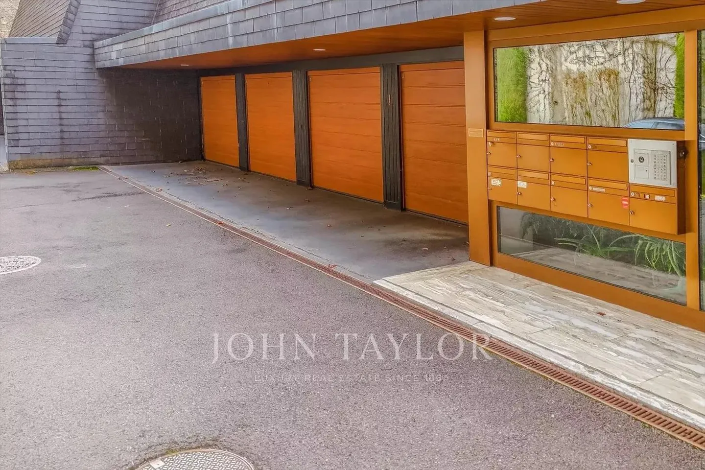 3,5-Zimmer-Wohnung mit Panoramablick auf See und Berge - Foto 10 von 10