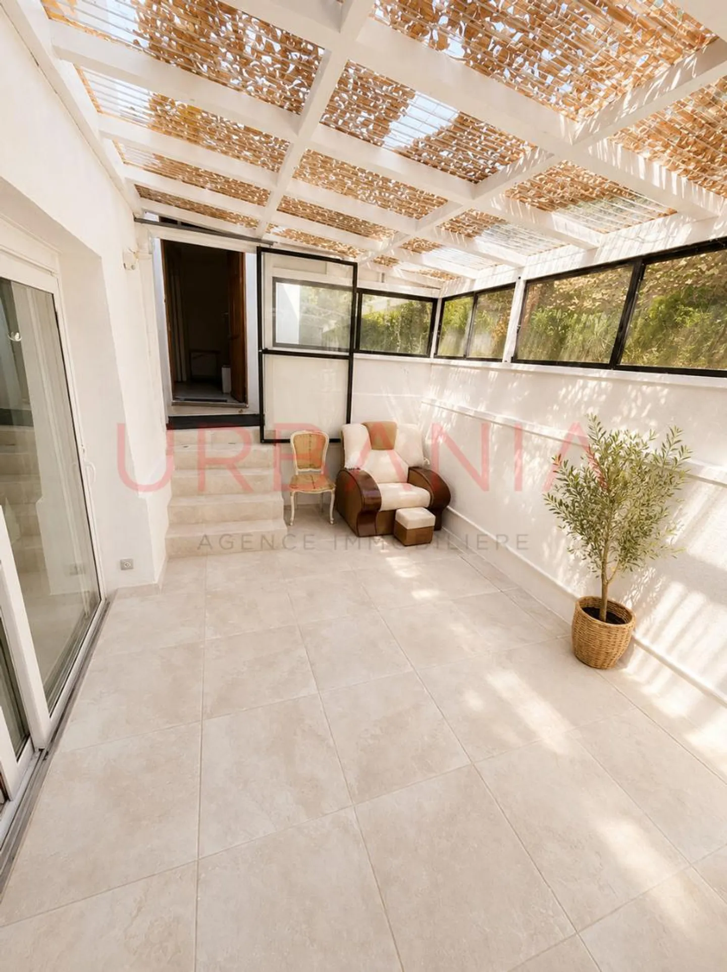 4,5-Zimmer-Haus - Foto 2 von 8