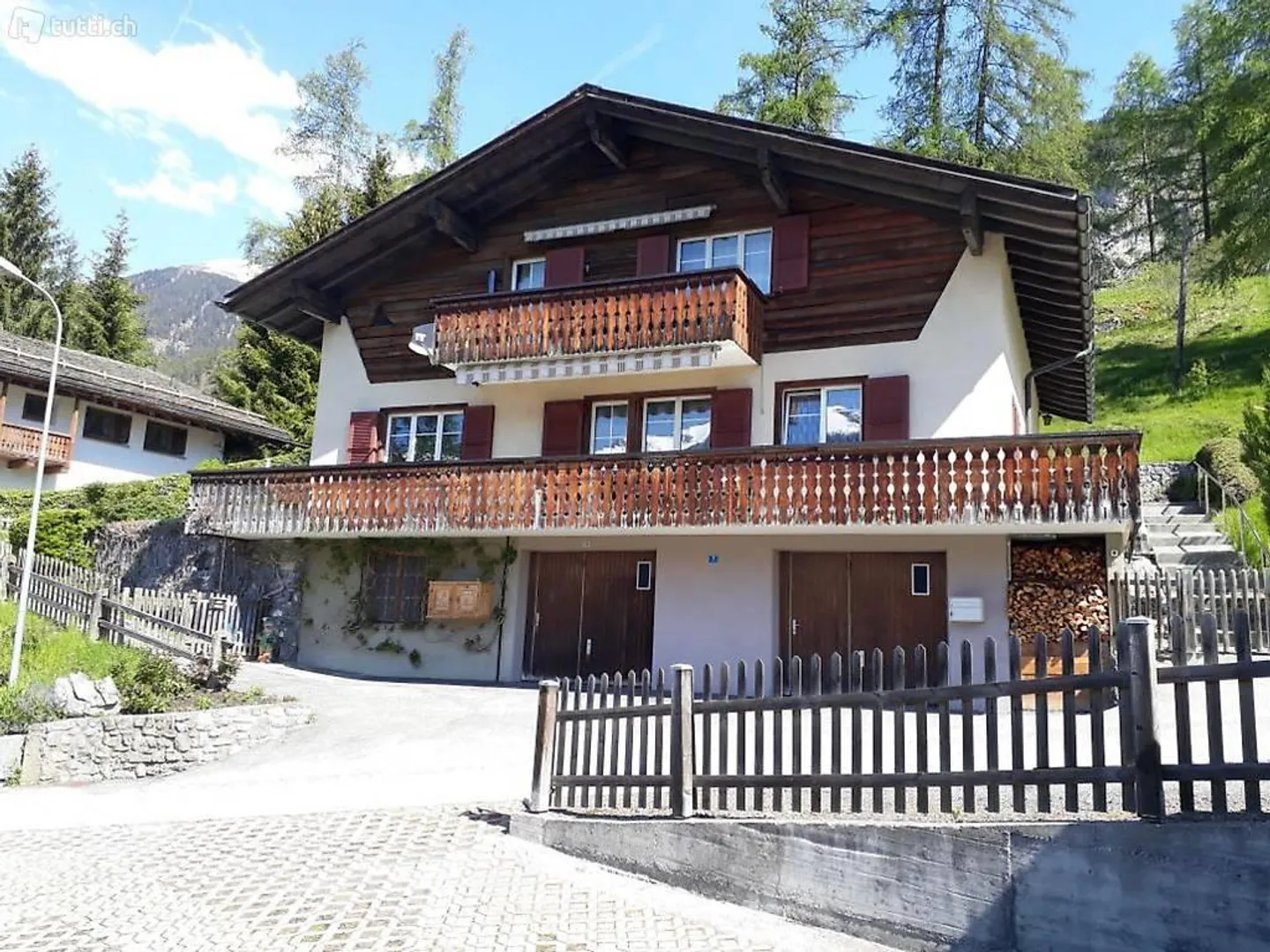 Charmante Dachwohnung in Alvaneu - Foto 2 von 3