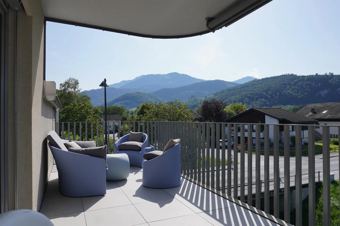 Ampio appartamento attico di 4,5 locali con standard di proprietà - Foto 11 di 12
