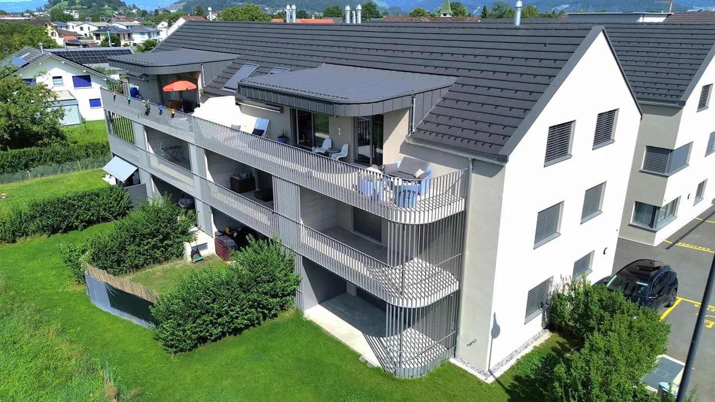 Ampio appartamento attico di 4,5 locali con standard di proprietà - Foto 12 di 12