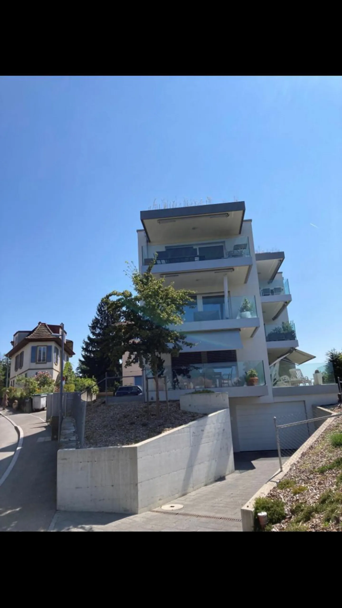 Bel appartamento con vista di 3,5 stanze - Foto 2 di 9