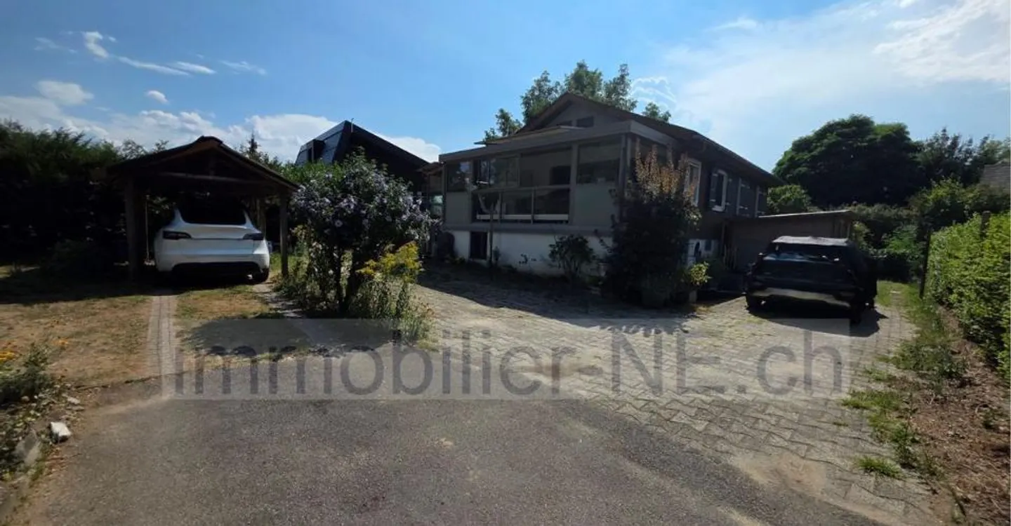 Detached house fully renovated with garden near the lake - Photo 1 of 12