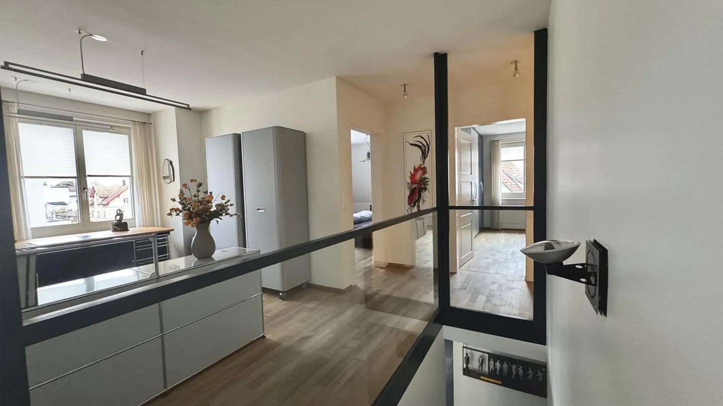 Hausteil mit grosser Terrasse im beliebten Veltheim - Foto 12 von 21